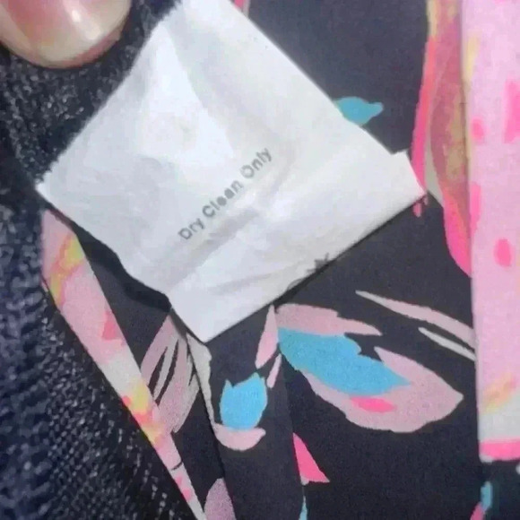 Lush woman’s Dress, Floral, Black & Pink! Size S - Picture 9 of 11